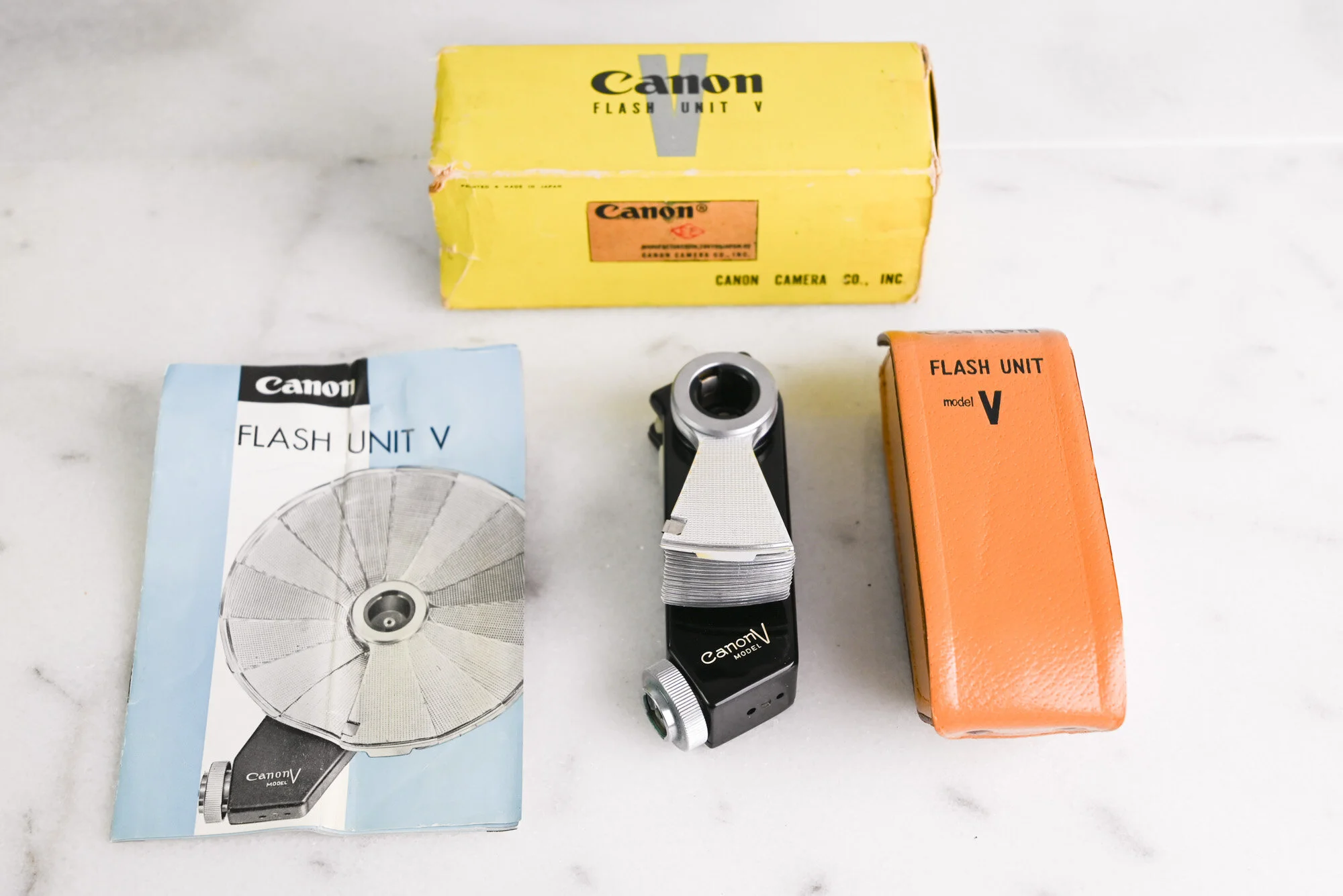 Canon Flash Unit V for Canon V-T, VL, L-1, L-2, VI-T, VI-L, P, and